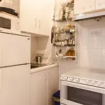 Lupari Apartment, Palazzo Storico Sotto Le Due Torri Appartamento