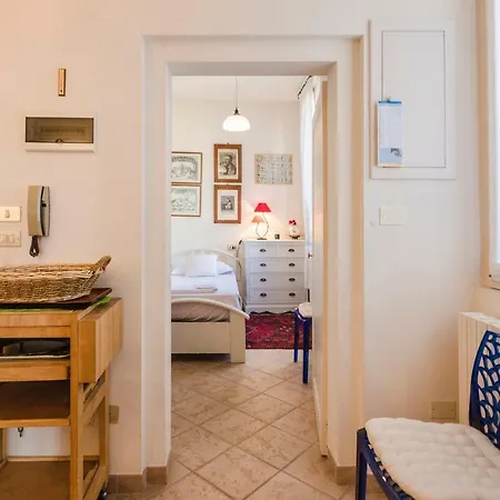 Lupari Apartment, Palazzo Storico Sotto Le Due Torri Appartamento Bologna
