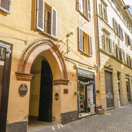 Lupari Apartment, Palazzo Storico Sotto Le Due Torri