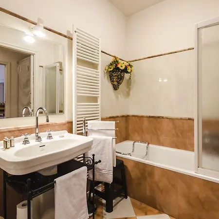 Apartmán Lupari Apartment, Palazzo Storico Sotto Le Due Torri