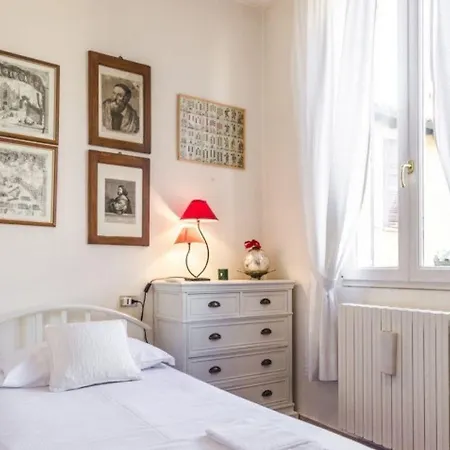 Apartmán Lupari Apartment, Palazzo Storico Sotto Le Due Torri Boloňa