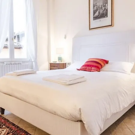 Lejlighed Lupari Apartment, Palazzo Storico Sotto Le Due Torri Bologna