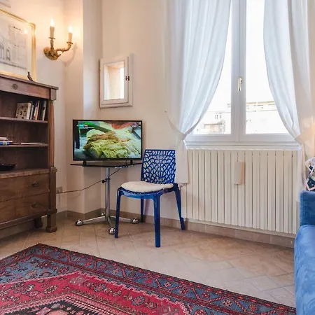 Lupari Apartment, Palazzo Storico Sotto Le Due Torri *