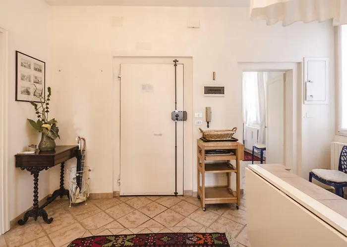 Lupari Apartment, Palazzo Storico Sotto Le Due Torri *