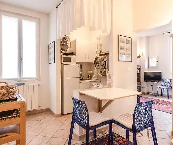 Lupari Apartment, Palazzo Storico Sotto Le Due Torri Apartmán *