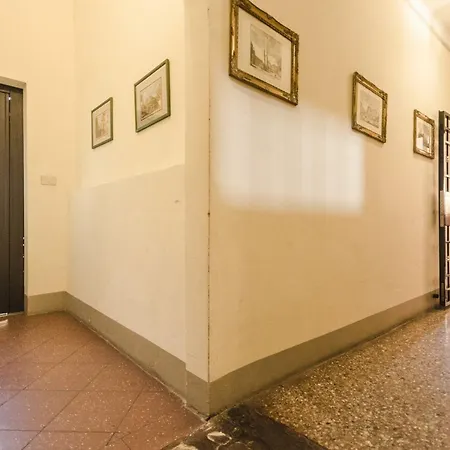 Lupari Apartment, Palazzo Storico Sotto Le Due Torri Lejlighed *