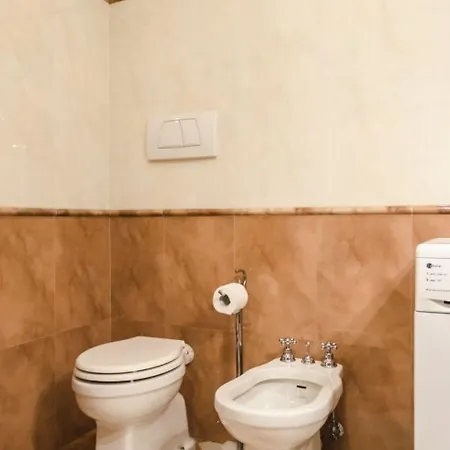 Lupari Apartment, Palazzo Storico Sotto Le Due Torri Bologna