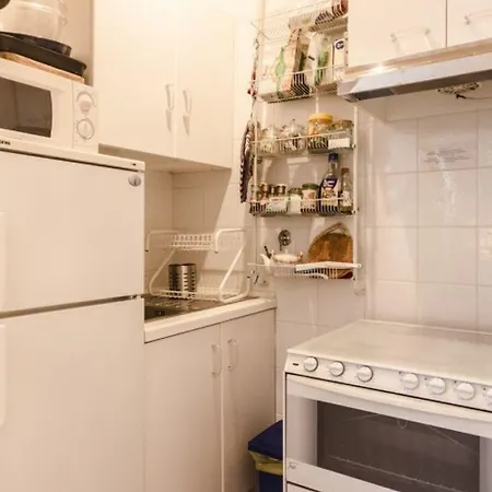 Lupari Apartment, Palazzo Storico Sotto Le Due Torri 아파트