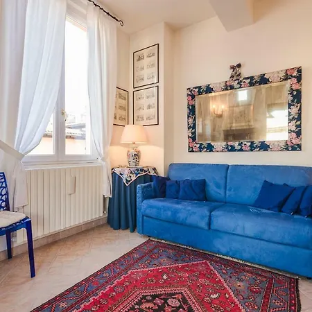 Lupari Apartment, Palazzo Storico Sotto Le Due Torri Apartment